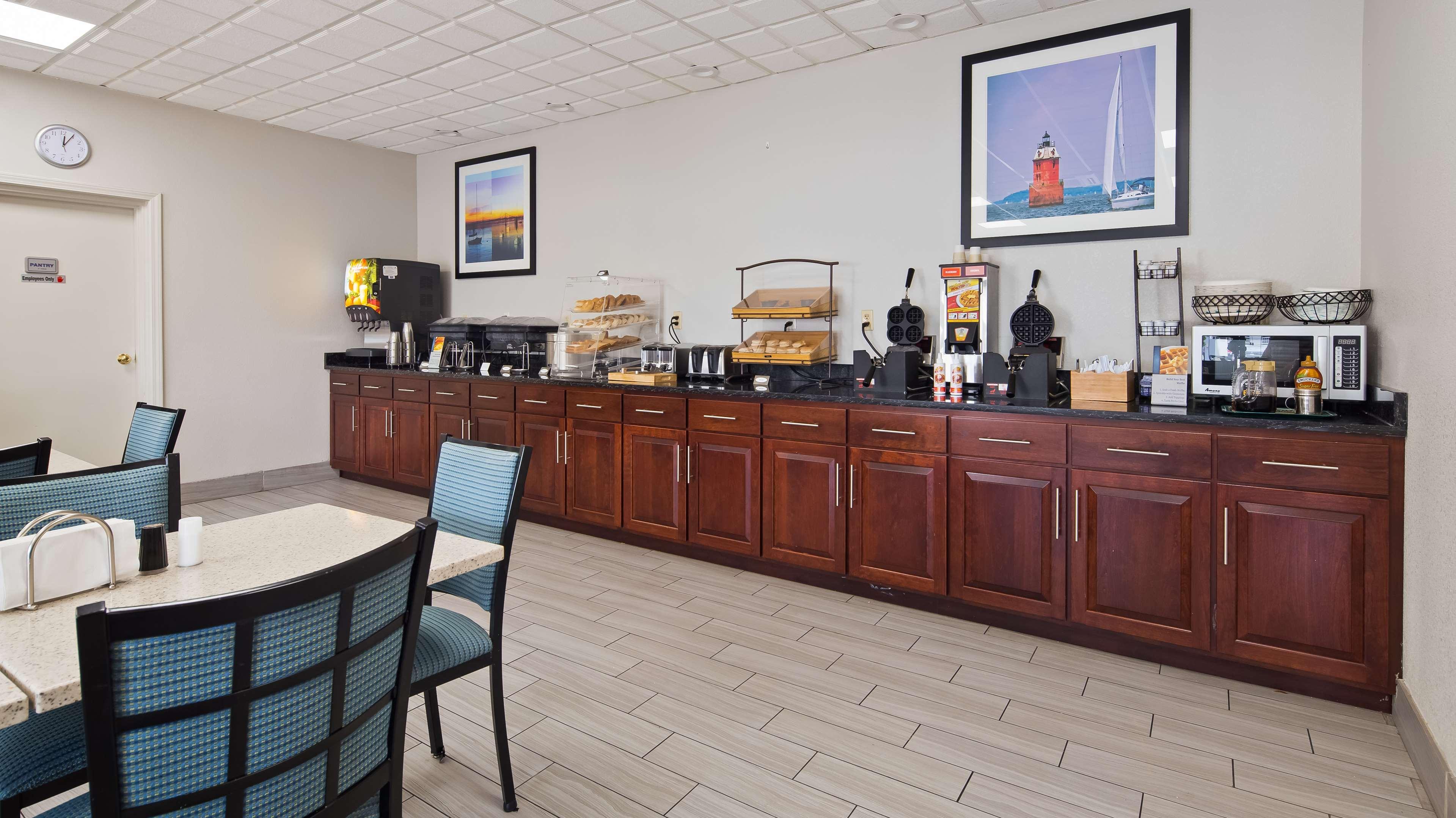 Best Western Kent Narrows Inn Grasonville Exterior photo